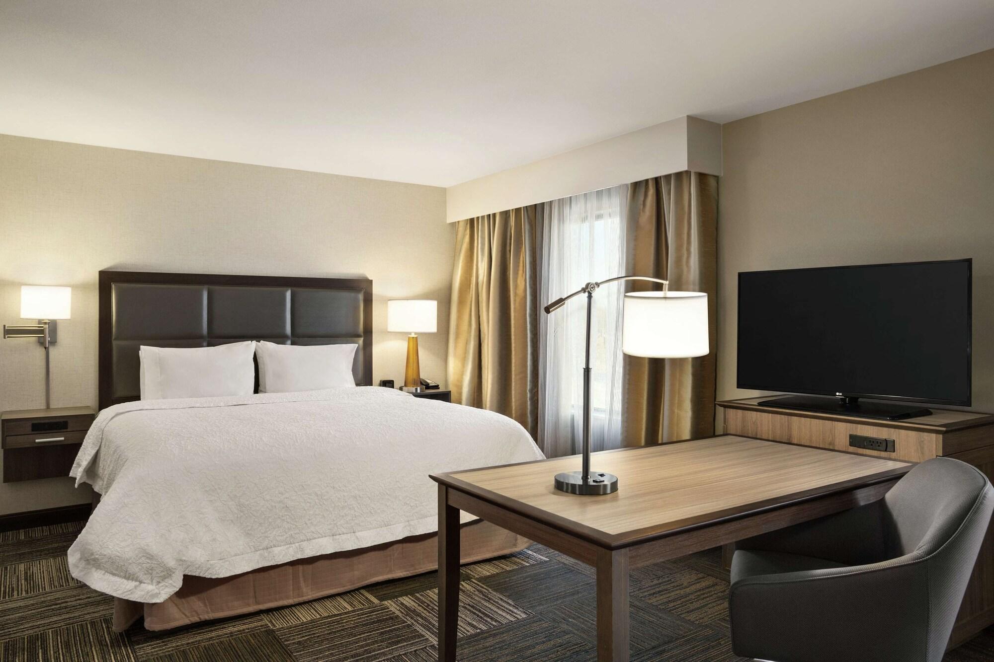 Hampton Inn & Suites Minooka Channahon Exterior photo