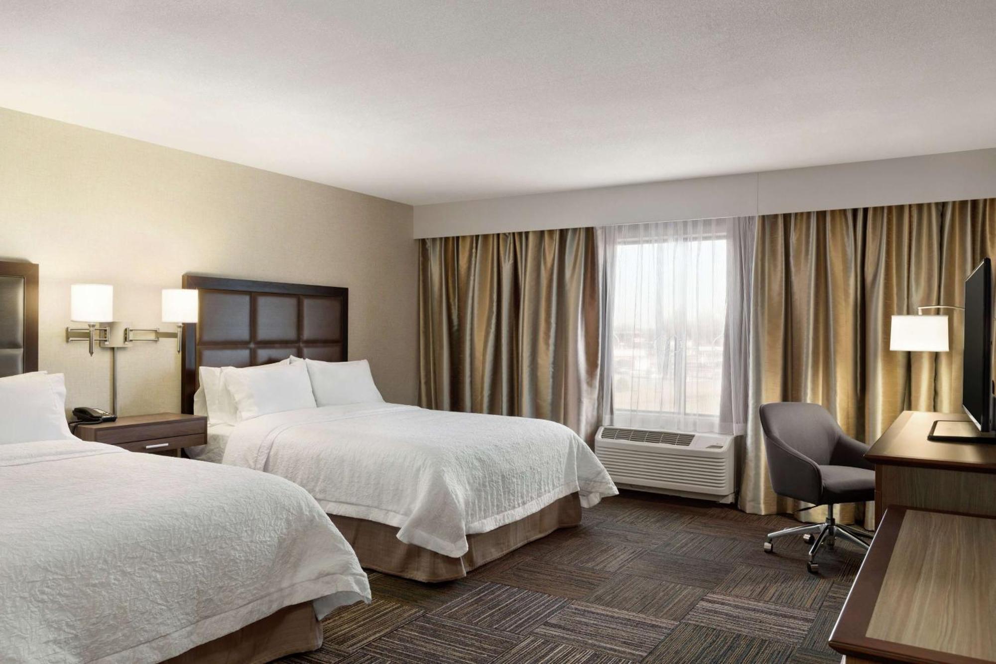 Hampton Inn & Suites Minooka Channahon Exterior photo